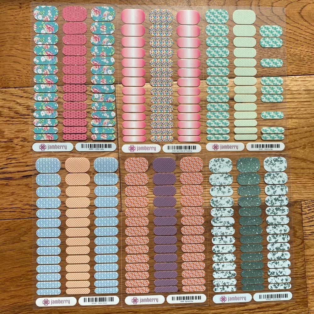 New jam berry nails value set🤩💅